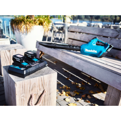 Souffleur 36v 2x18v 5 AH + 2 batteries + chargeur Makita