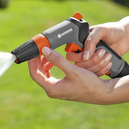 Kit pistolet + raccord Gardena